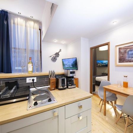 Athenaeum Spacious& Cozy 1Br Prime Location W Balcony Bucarest Esterno foto