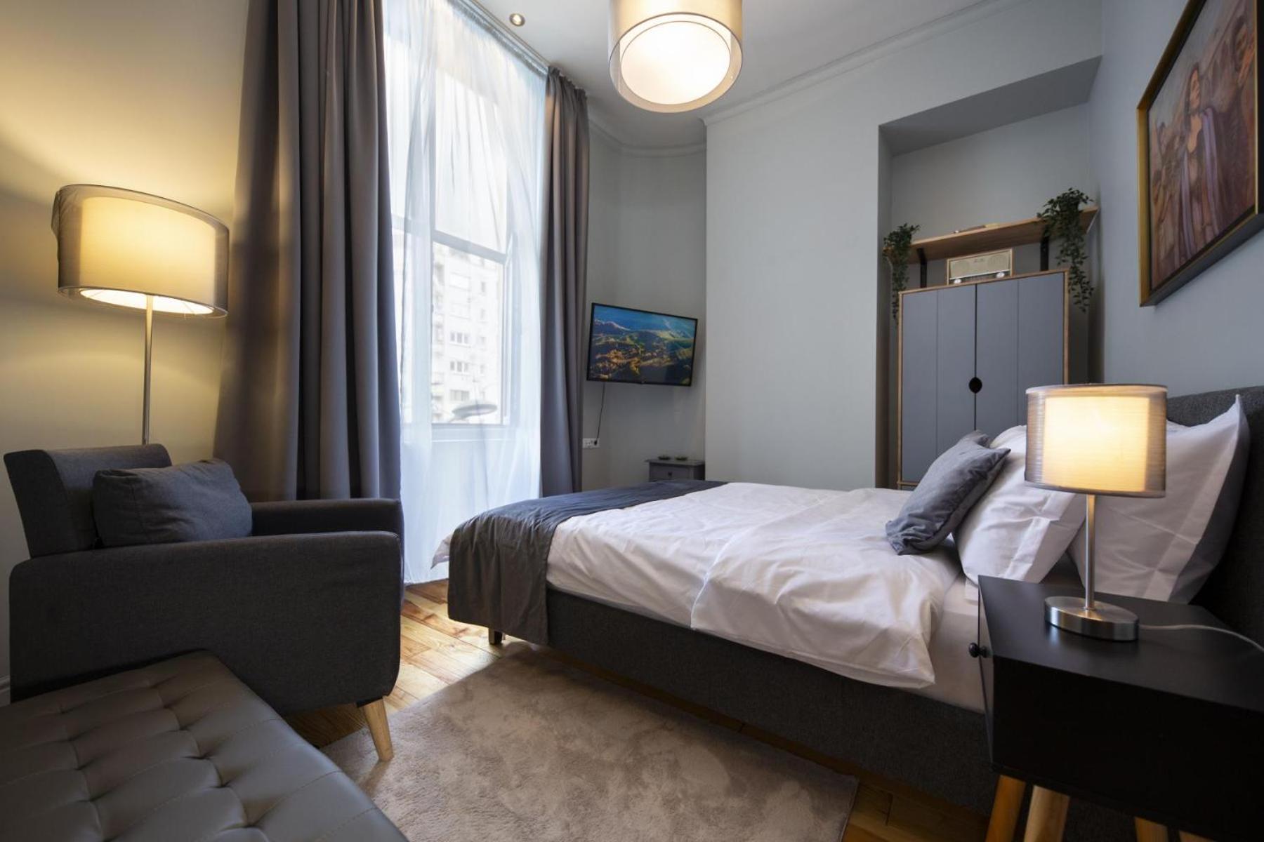 Athenaeum Spacious& Cozy 1Br Prime Location W Balcony Bucarest Esterno foto